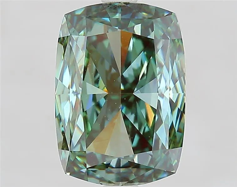 4.06ct Cushion modified Lab Grown Diamond (Colour Fancy Vivid Green, Clarity VVS2, IGI Certified)