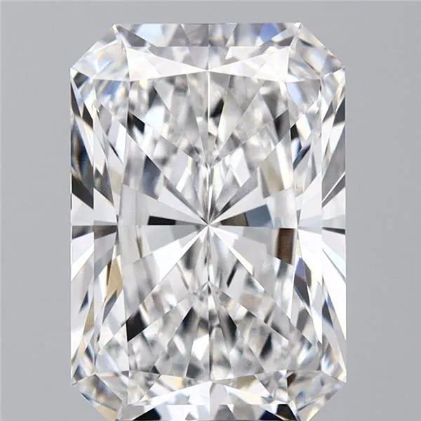 4.06ct Radiant Lab Grown Diamond (Colour D, Clarity VVS2, IGI Certified)