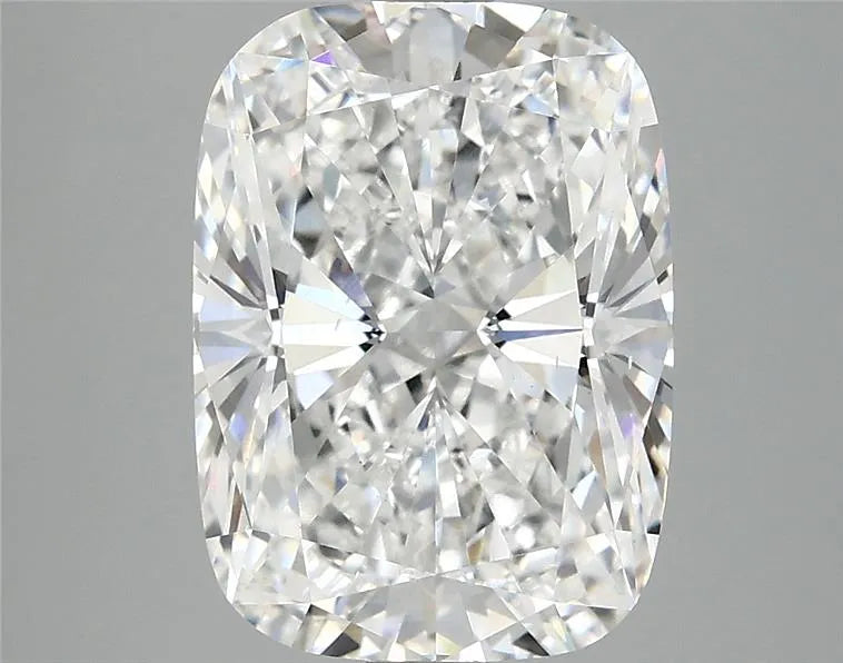 4.07ct Cushion modified Lab Grown Diamond (Colour E, Clarity VS2, IGI Certified)