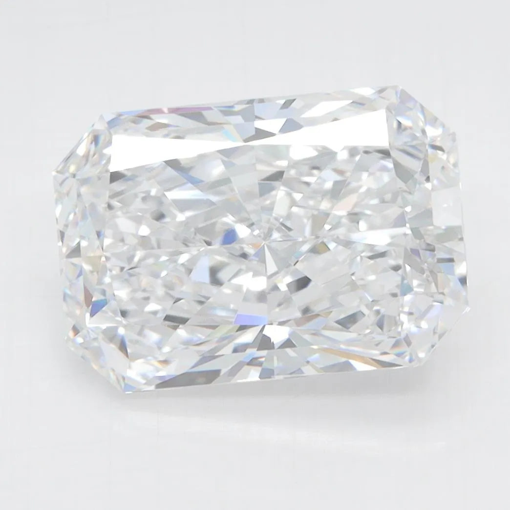 4.07ct Radiant Lab Grown Diamond (Colour D, Clarity IF, IGI Certified)