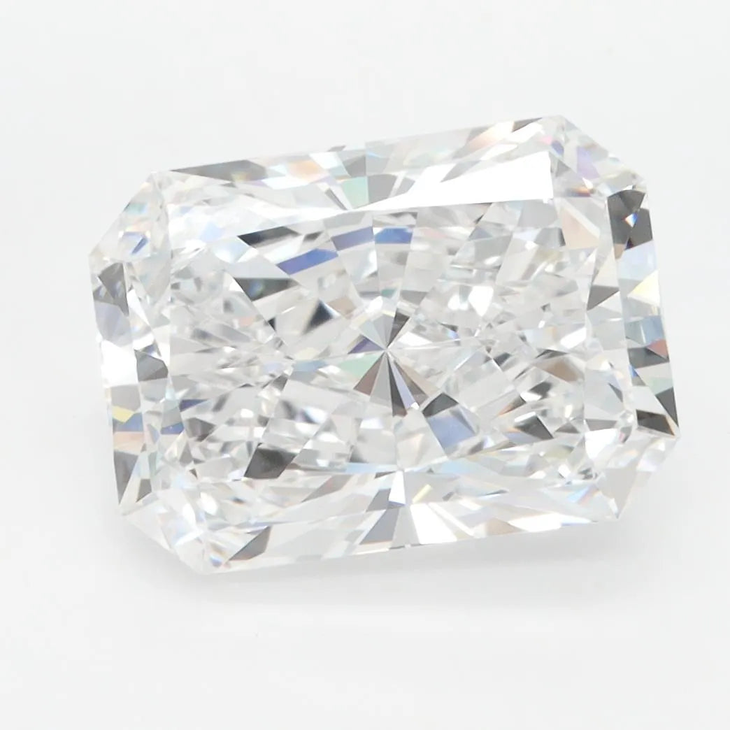 4.07ct Radiant Lab Grown Diamond (Colour D, Clarity VVS1, IGI Certified)