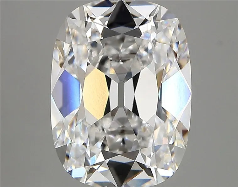 4.09ct Cushion modified Lab Grown Diamond (Colour D, Clarity VVS2, IGI Certified)