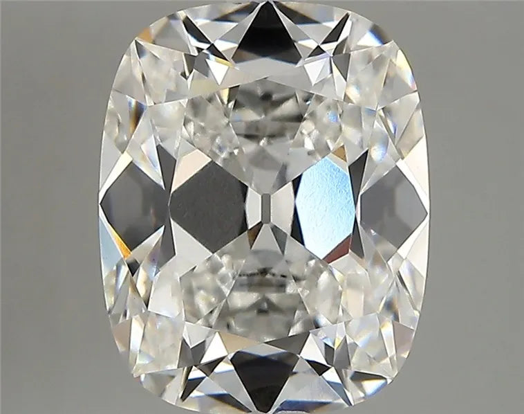 4.09ct Cushion modified Lab Grown Diamond (Colour E, Clarity VVS2, IGI Certified)
