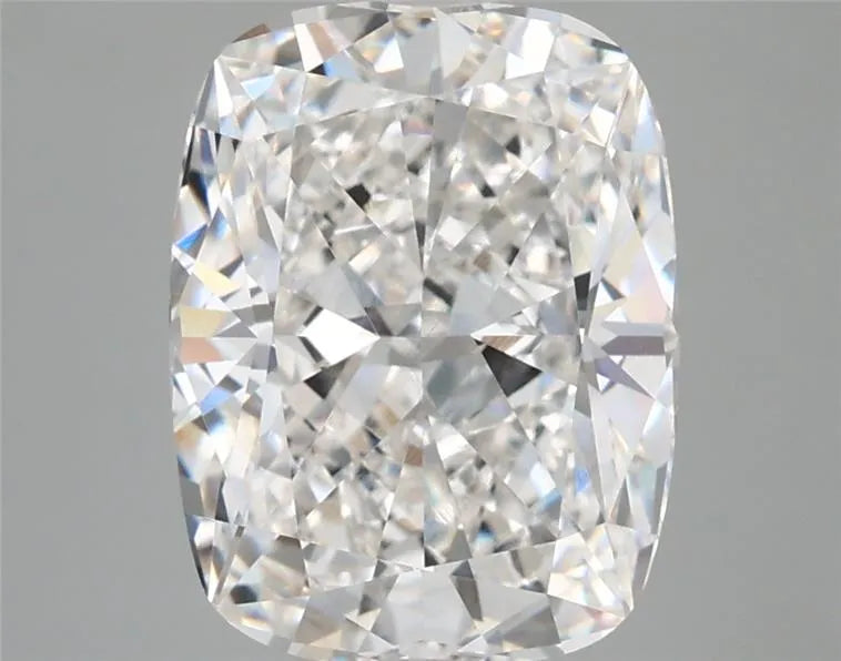 4.09ct Cushion modified Lab Grown Diamond (Colour F, Clarity VVS1, IGI Certified)