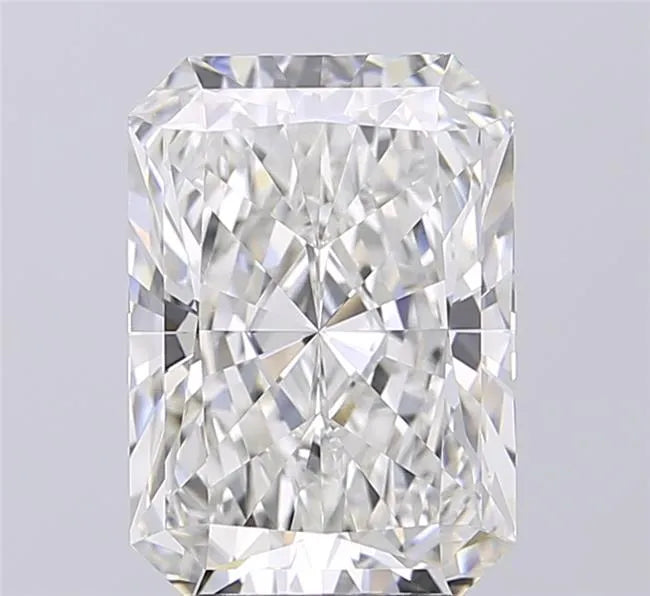 4.09ct Radiant Lab Grown Diamond (Colour F, Clarity VVS2, IGI Certified)