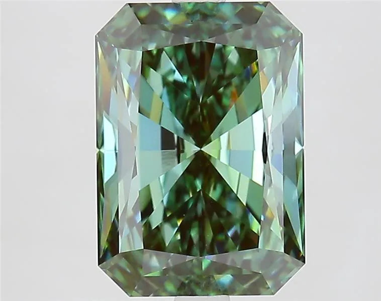 4.09ct Radiant Lab Grown Diamond (Colour Fancy Vivid Green, Clarity VVS2, IGI Certified)