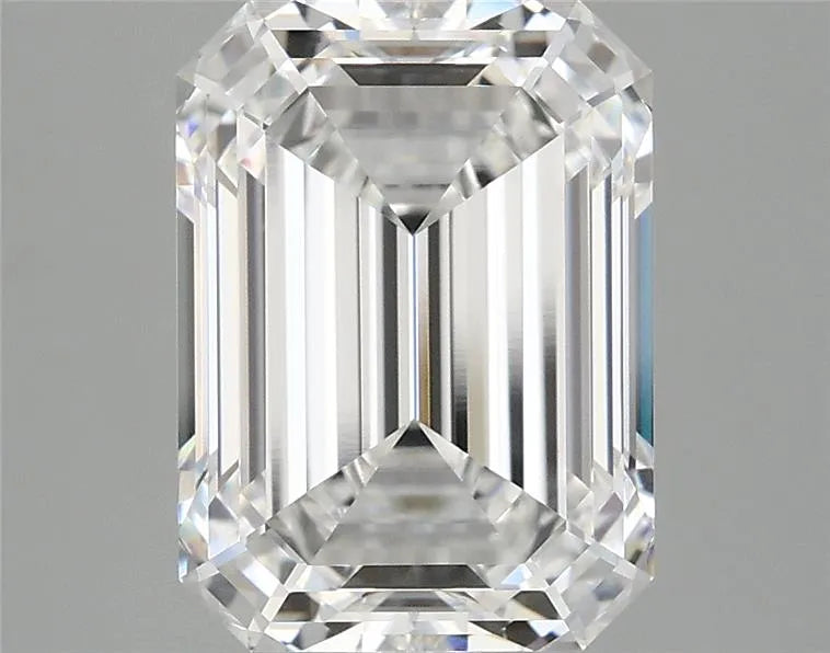 4.10ct Emerald Lab Grown Diamond (Colour E, Clarity VVS2, IGI Certified)