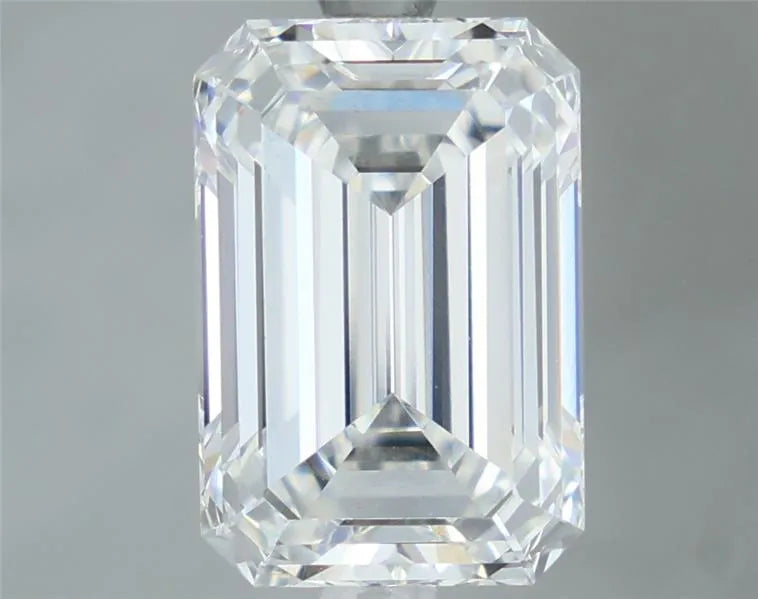 4.10ct Emerald Lab Grown Diamond (Colour F, Clarity VVS1, IGI Certified)