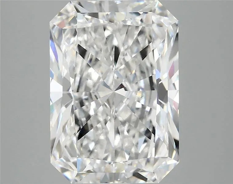 4.10ct Radiant Lab Grown Diamond (Colour D, Clarity VS1, IGI Certified)