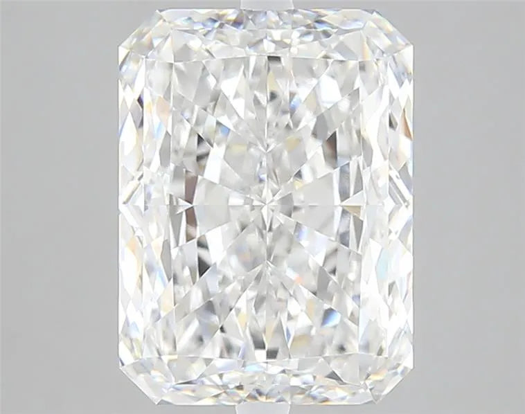 4.10ct Radiant Lab Grown Diamond (Colour D, Clarity VVS1, IGI Certified)