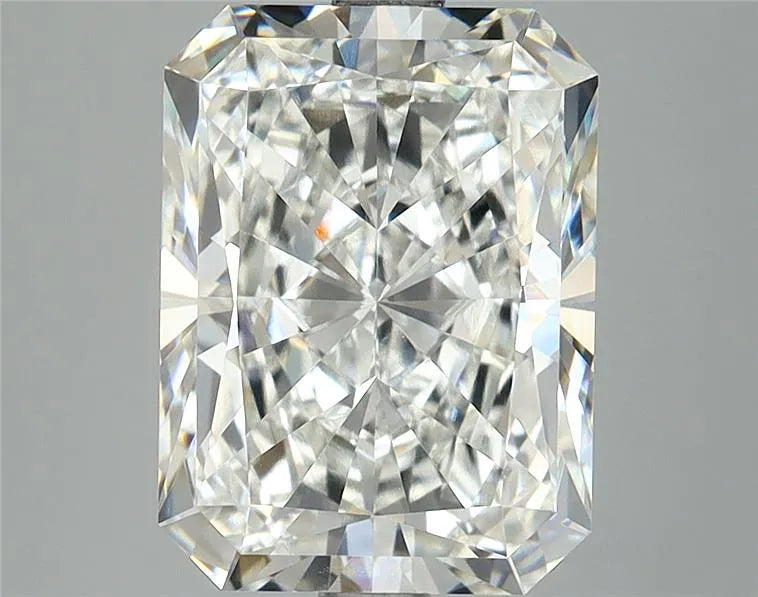 4.10ct Radiant Lab Grown Diamond (Colour F, Clarity VVS2, IGI Certified)