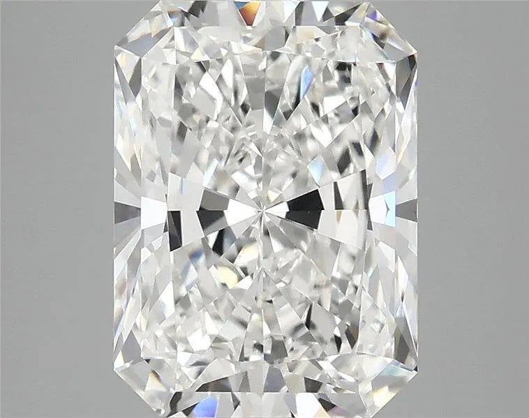 4.10ct Radiant Lab Grown Diamond (Colour F, Clarity VVS2, IGI Certified)