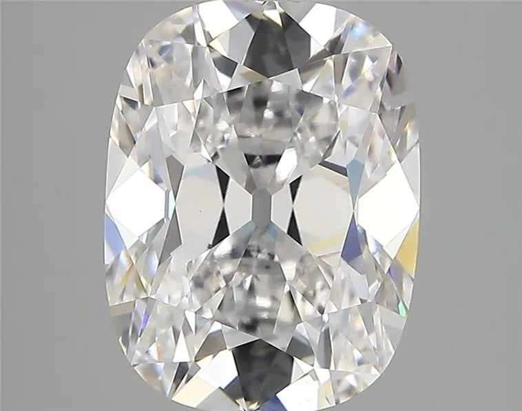 4.13ct Cushion modified Lab Grown Diamond (Colour E, Clarity VVS2, IGI Certified)