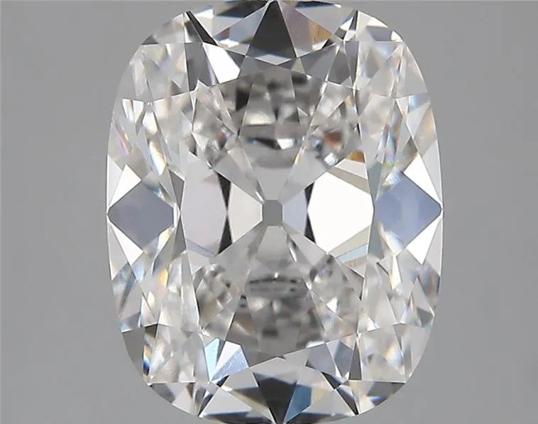 4.13ct Cushion modified Lab Grown Diamond (Colour E, Clarity VVS2, IGI Certified)