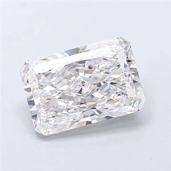 4.13ct Radiant Lab Grown Diamond (Colour E, Clarity VVS2, IGI Certified)