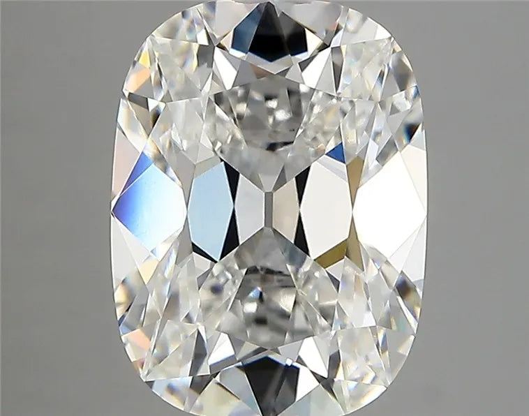 4.15ct Cushion modified Lab Grown Diamond (Colour E, Clarity VVS1, IGI Certified)