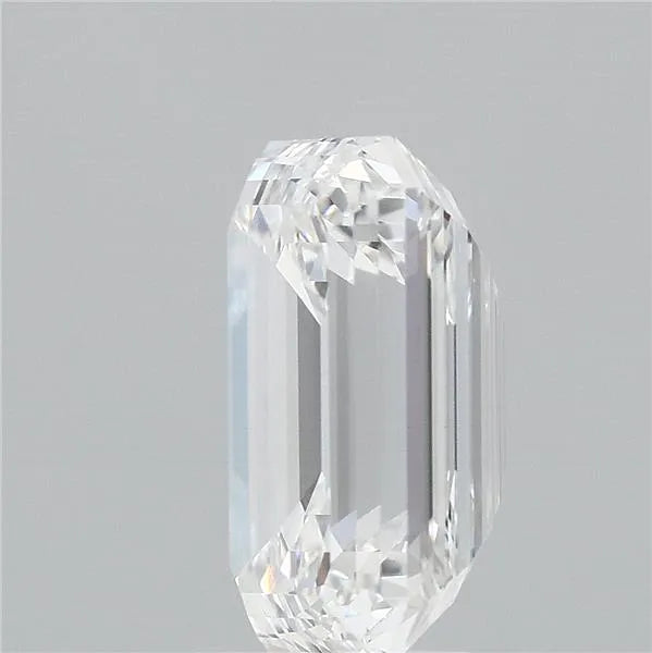 4.21ct Emerald Lab Grown Diamond (Colour F, Clarity VVS2, IGI Certified)