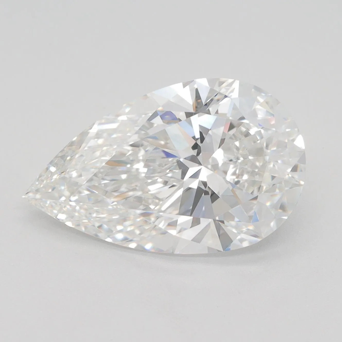 4.22ct Pear Lab Grown Diamond (Colour G, Clarity VVS2, IGI Certified)
