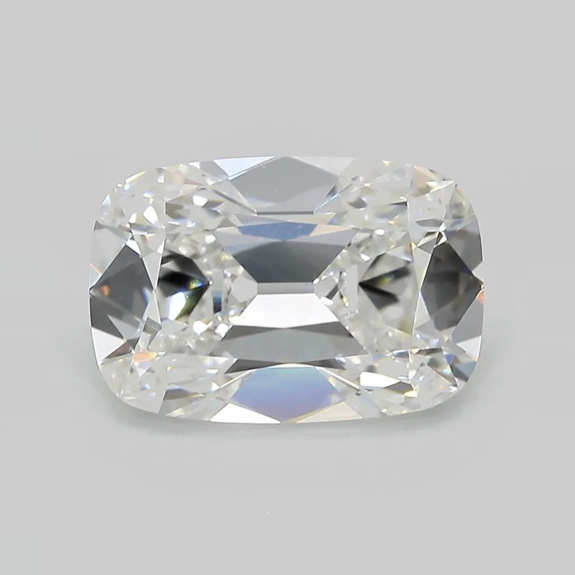 4.24ct Cushion brilliant Lab Grown Diamond (Colour E, Clarity VS1, IGI Certified)