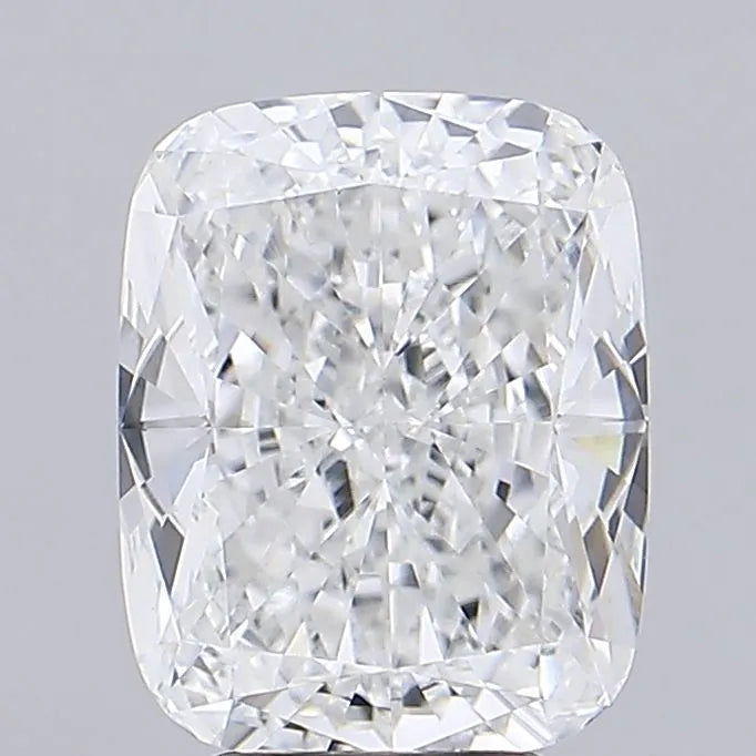4.32ct Cushion modified Lab Grown Diamond (Colour E, Clarity VVS2, IGI Certified)