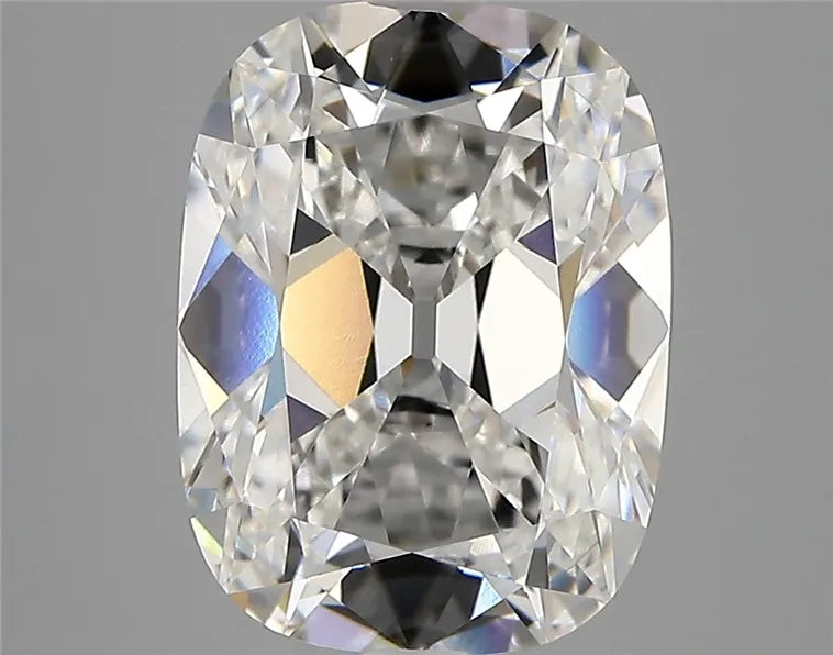 4.39ct Cushion modified Lab Grown Diamond (Colour E, Clarity VVS2, IGI Certified)