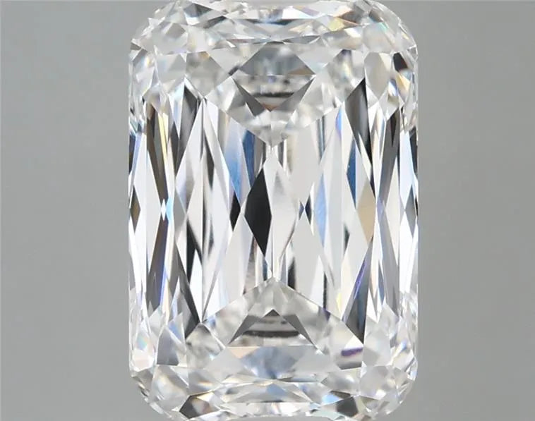 4.41ct Cushion modified Lab Grown Diamond (Colour E, Clarity VVS2, IGI Certified)