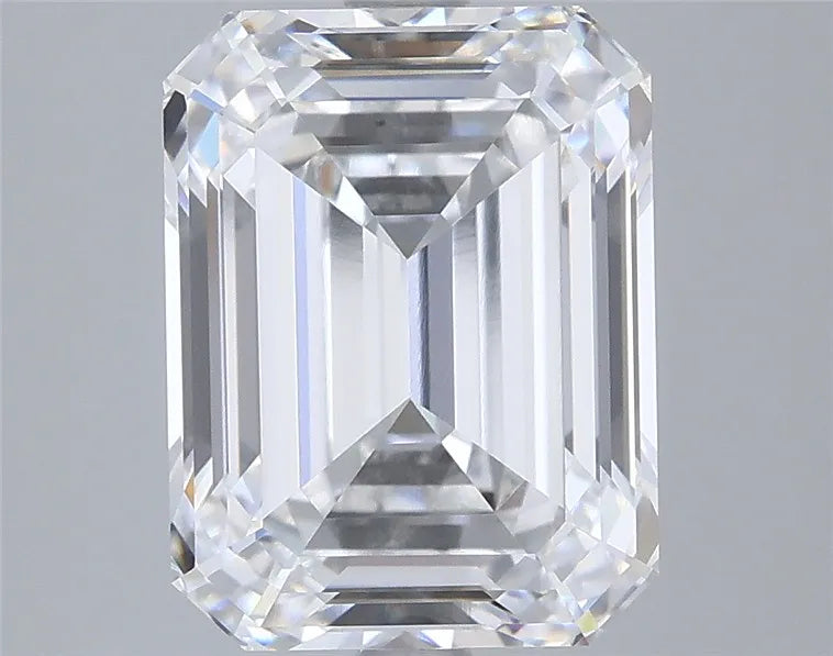 4.45ct Emerald Lab Grown Diamond (Colour D, Clarity VVS2, IGI Certified)