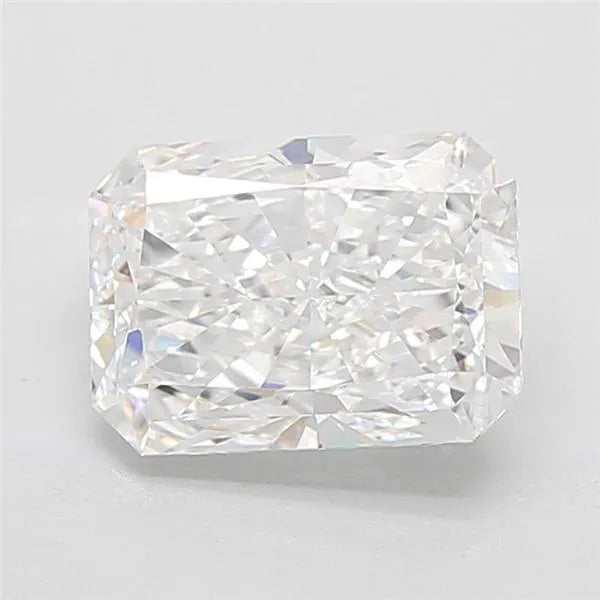 4.51ct Radiant Lab Grown Diamond (Colour D, Clarity VVS1, IGI Certified)