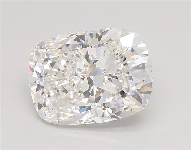 4.52ct Cushion modified Lab Grown Diamond (Colour D, Clarity VS1, IGI Certified)