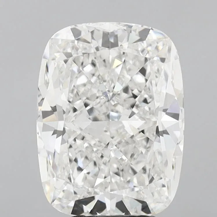 4.52ct Cushion modified Lab Grown Diamond (Colour F, Clarity VVS2, IGI Certified)