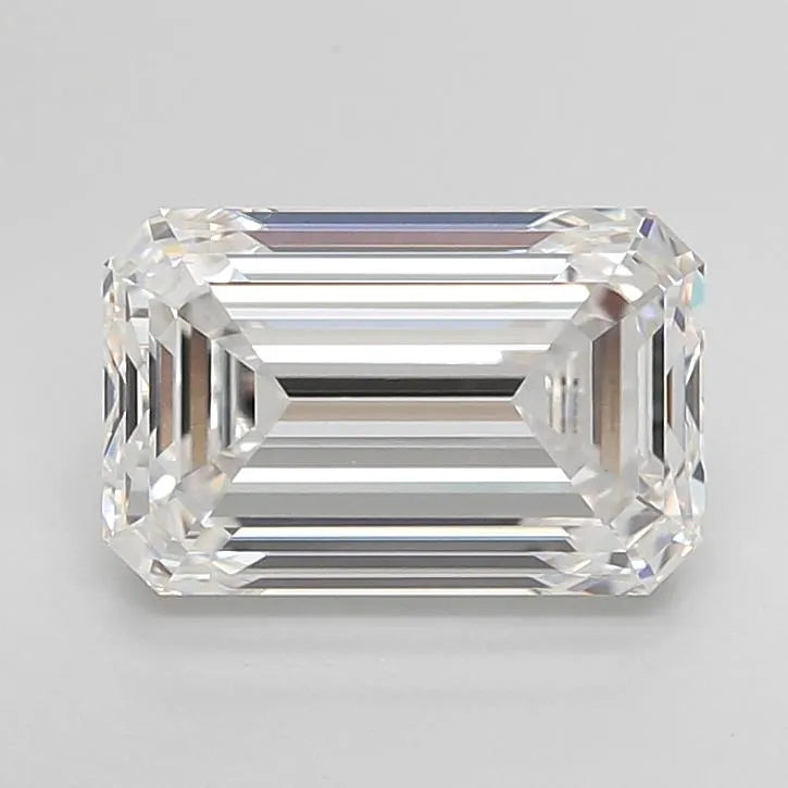 4.52ct Emerald Lab Grown Diamond (Colour E, Clarity VVS1, IGI Certified)
