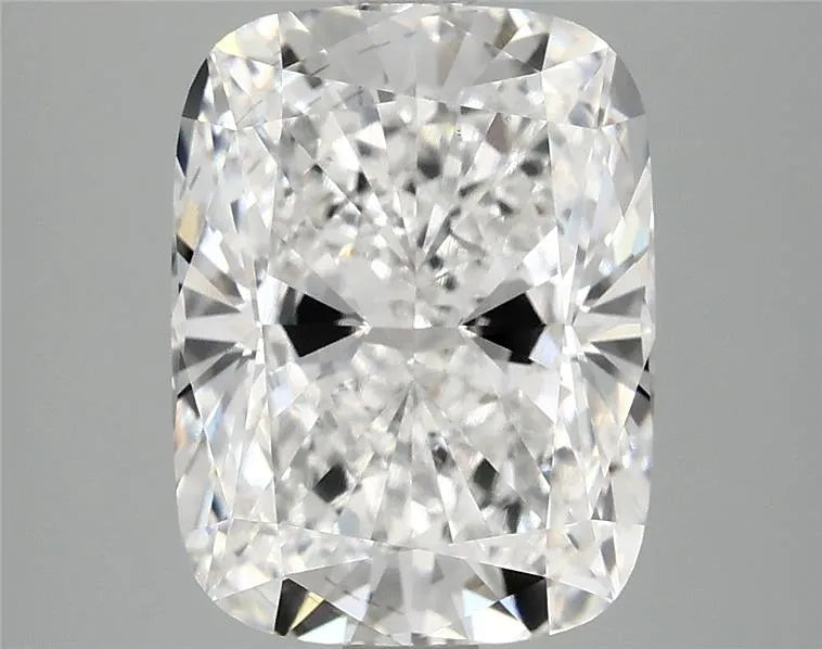 4.53ct Cushion modified Lab Grown Diamond (Colour E, Clarity SI1, IGI Certified)