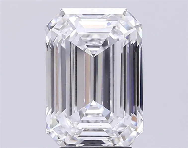 4.57ct Emerald Lab Grown Diamond (Colour D, Clarity VVS2, IGI Certified)