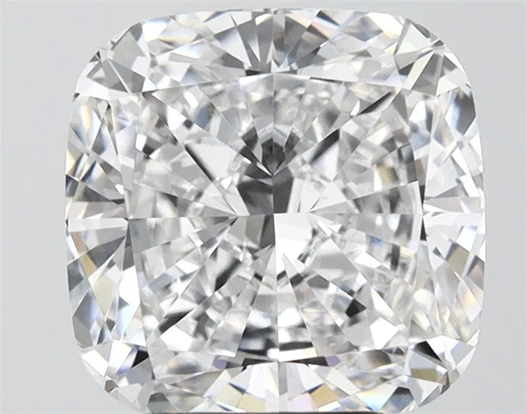 4.65ct Cushion modified Lab Grown Diamond (Colour E, Clarity VVS2, IGI Certified)