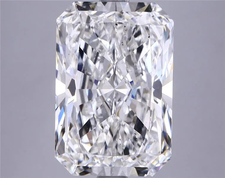 4.75ct Radiant Lab Grown Diamond (Colour G, Clarity SI1, IGI Certified)
