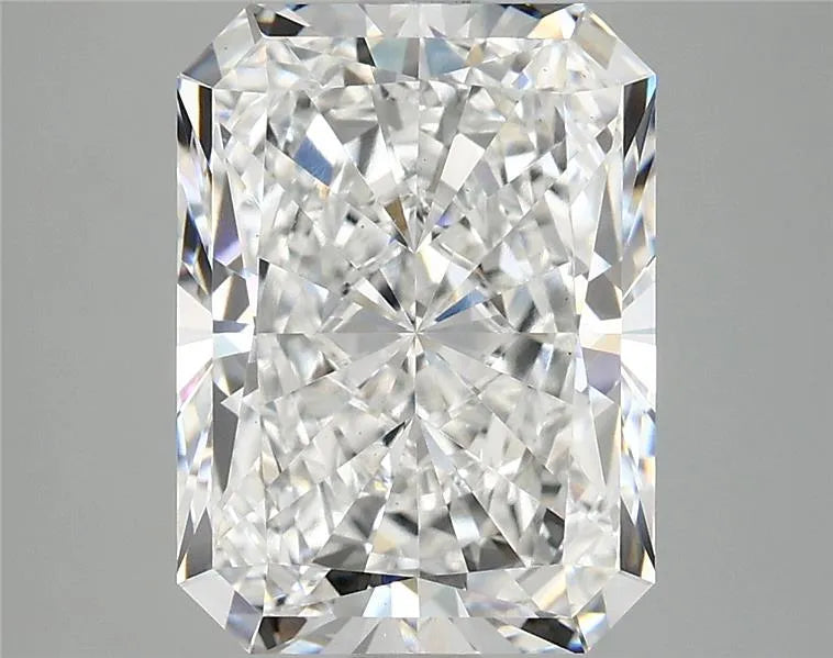 4.82ct Radiant Lab Grown Diamond (Colour E, Clarity VS1, IGI Certified)