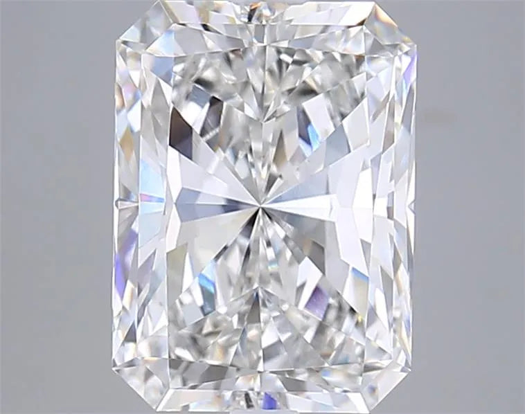 4.92ct Radiant Lab Grown Diamond (Colour F, Clarity VVS2, IGI Certified)