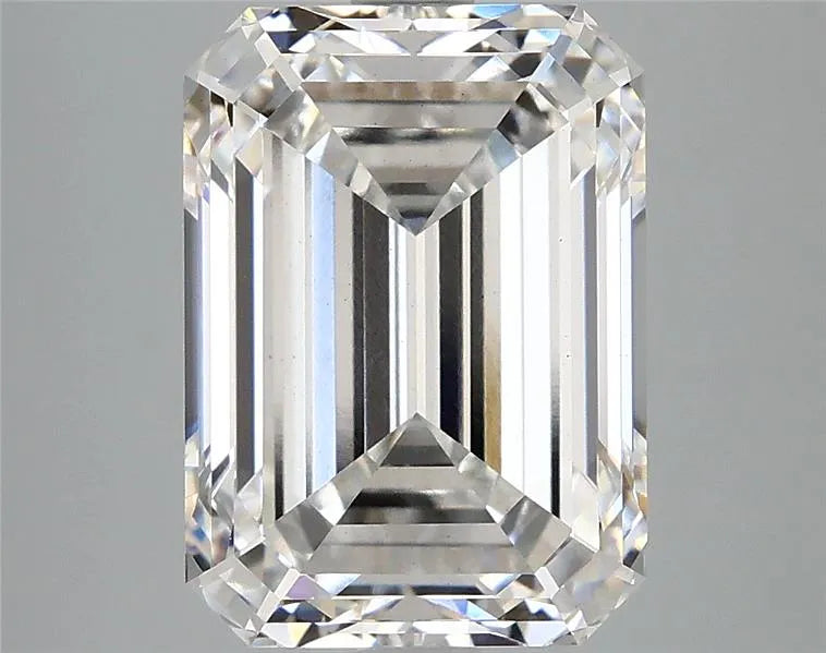 4.93ct Emerald Lab Grown Diamond (Colour E, Clarity VS1, IGI Certified)