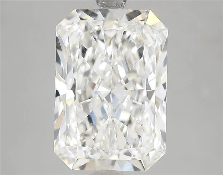 5.00ct Radiant Lab Grown Diamond (Colour E, Clarity VVS2, IGI Certified)