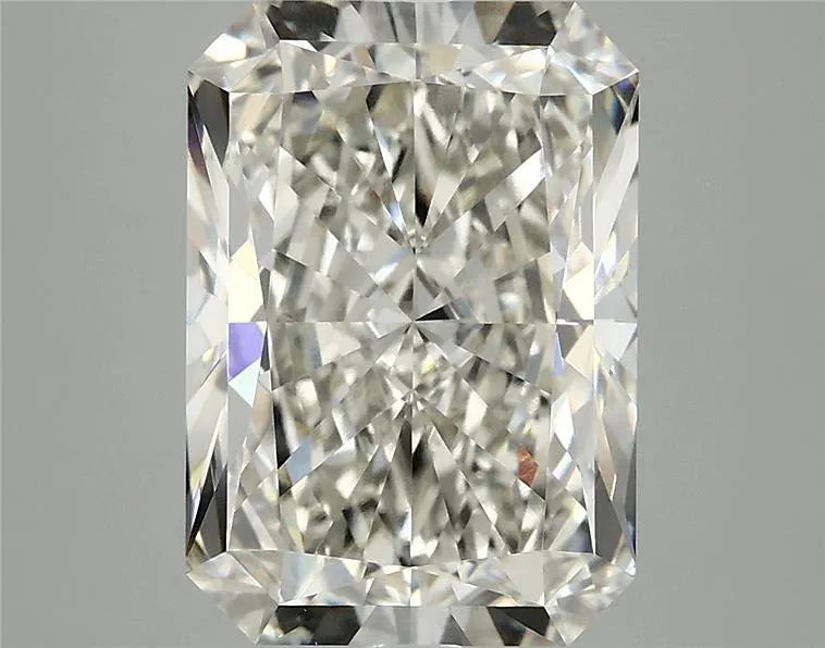 5.00ct Radiant Lab Grown Diamond (Colour H, Clarity VVS2, IGI Certified)