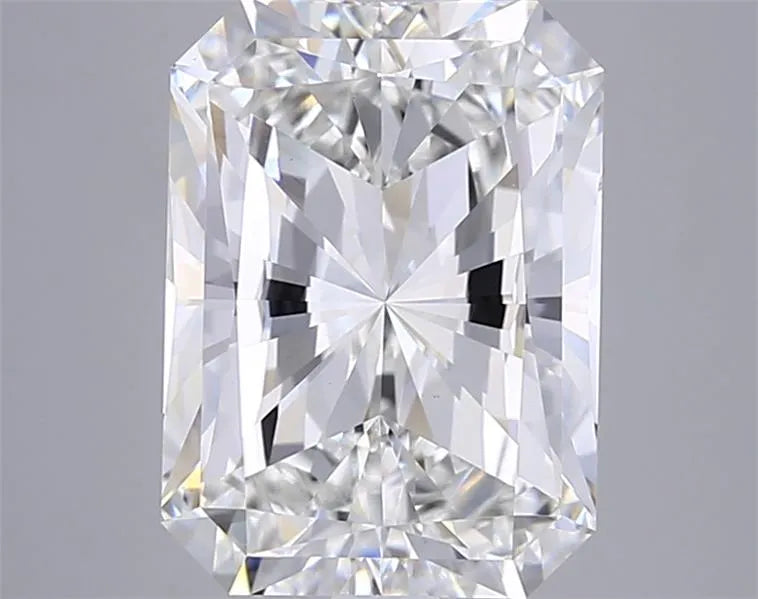 5.02ct Radiant Lab Grown Diamond (Colour E, Clarity VS1, IGI Certified)