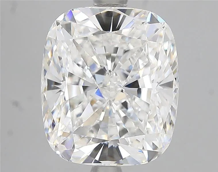 5.03ct Cushion modified Lab Grown Diamond (Colour E, Clarity VVS2, IGI Certified)