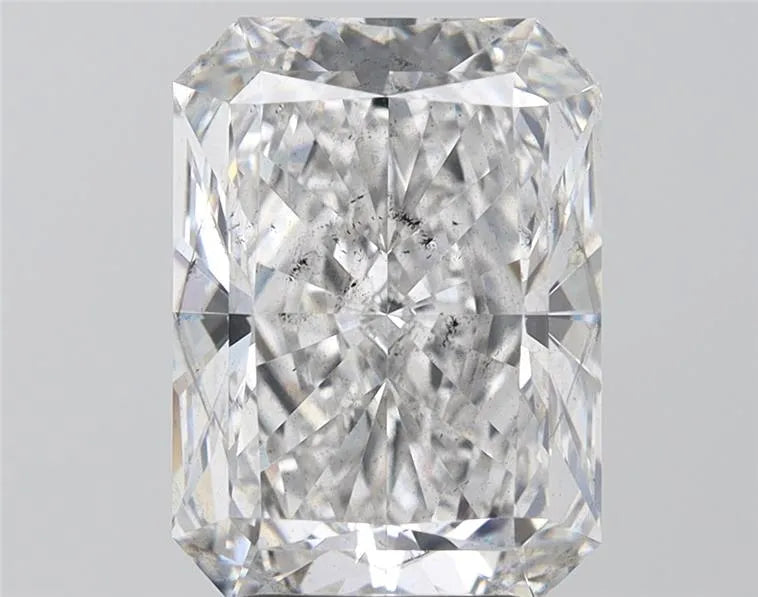 5.04ct Radiant Lab Grown Diamond (Colour E, Clarity SI2, IGI Certified)