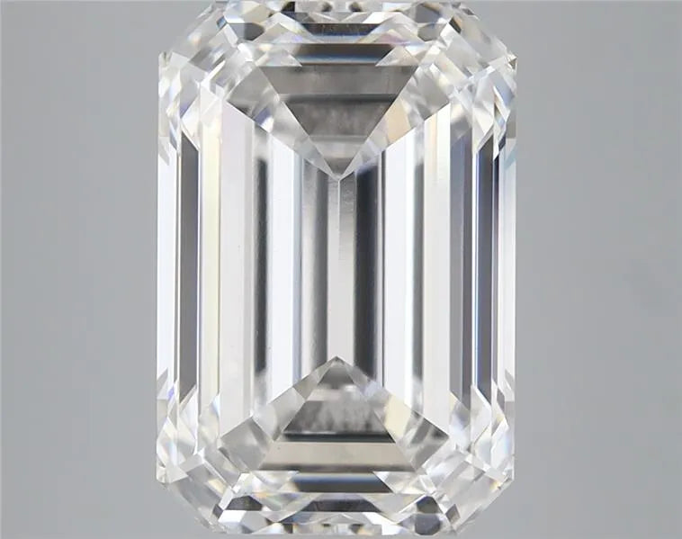 5.06ct Emerald Lab Grown Diamond (Colour E, Clarity VVS2, IGI Certified)