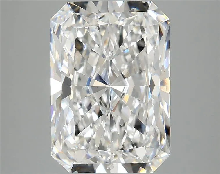 5.07ct Radiant Lab Grown Diamond (Colour E, Clarity SI1, IGI Certified)