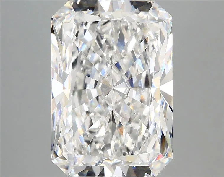 5.08ct Radiant Lab Grown Diamond (Colour E, Clarity VS1, IGI Certified)