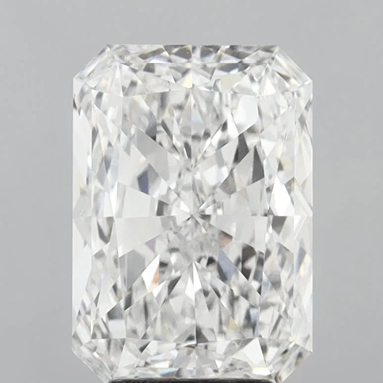 5.10ct Radiant Lab Grown Diamond (Colour E, Clarity VVS1, IGI Certified)