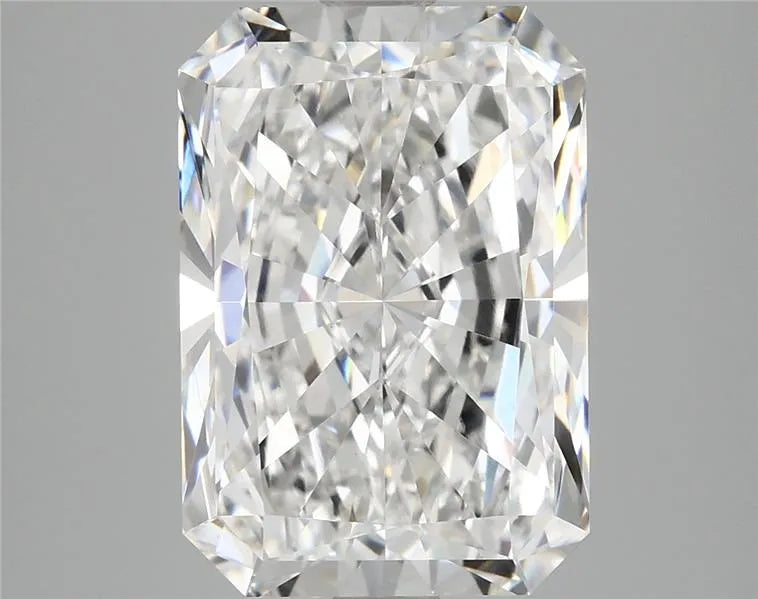 5.10ct Radiant Lab Grown Diamond (Colour E, Clarity VVS2, IGI Certified)