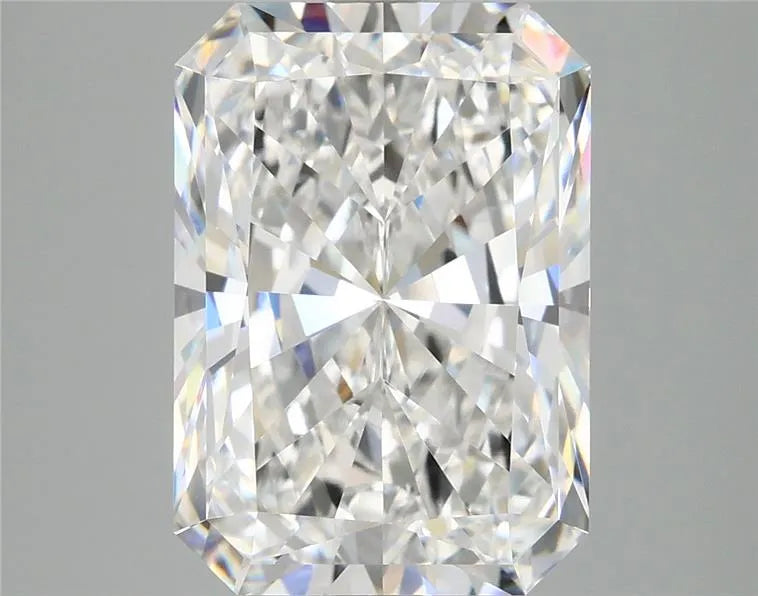 5.10ct Radiant Lab Grown Diamond (Colour E, Clarity VVS2, IGI Certified)