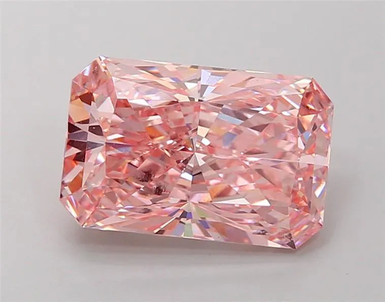 5.11ct Radiant Lab Grown Diamond (Colour Fancy Vivid Pink, Clarity VS1, IGI Certified)